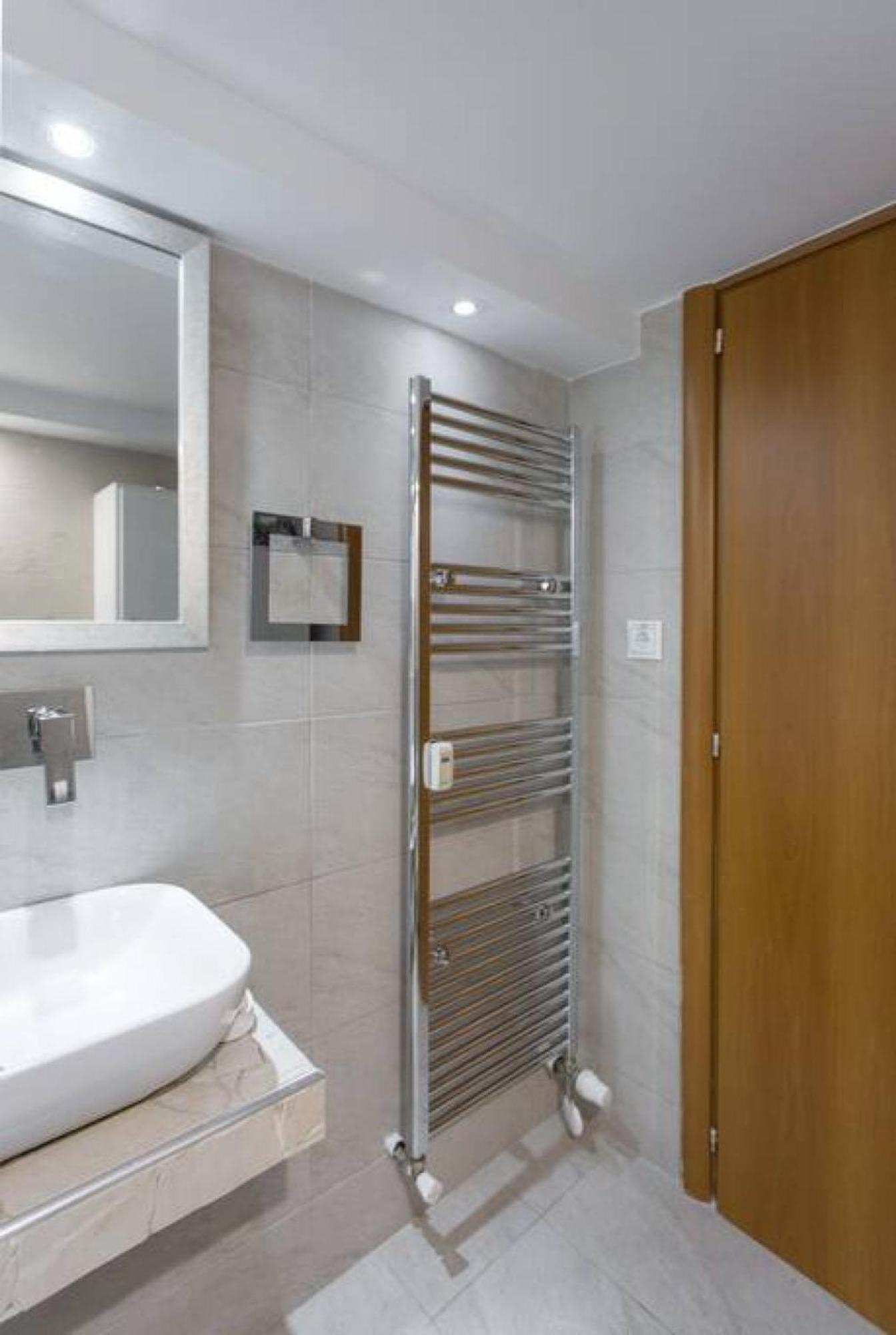 One Block From The Sea Family House At Floisvos Apartment Athens Luaran gambar